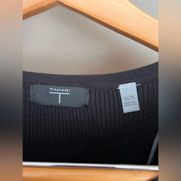 Tahari Black Ribbed Knit Sweater Top - Picture 3 of 3